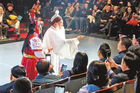 戏曲沉浸式驻场演出能带来什么——“新时期传统戏曲如何传承创新发展”系列报道之一图片