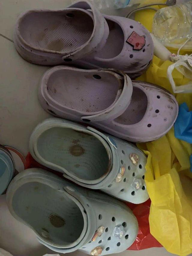 广西北海银滩景区部分海域出现不明液体，调查工作正在开展