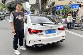成都交警开出今年首张非法改装机动车罚单：罚款500元，并恢复原状图片