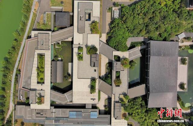 探访杭州国家版本馆：昔日矿山蝶变文化高地