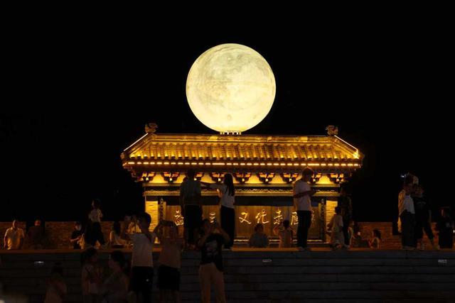 湖南益阳明清古巷：古街潮玩地 文旅新地标