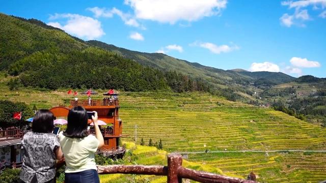 金秋文旅亮点纷呈消费新场景激发经济强劲动能