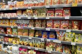 酸辣粉为何频频被“打假”，还能放心地嗦粉吗？图片