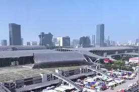 中国“智”造“圈粉”国际参展商 广交会全方位尽显“科技范”图片