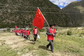 护生态润民心 西藏色甫村里有一支“护山队”图片