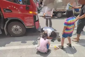 男孩被大货车碾压分离，一群医生把他“接”上了！图片