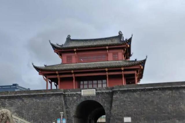 武汉轨道交通11号线漫游指南——从武昌古城到赛博光谷