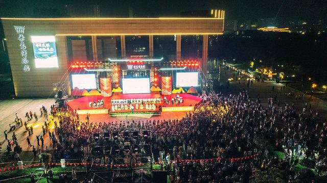 无为：千年文脉邂逅现代光影 无为博物馆国庆夜上演视听盛宴
