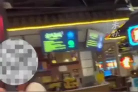 外卖小哥被冤枉偷餐，店铺负责人道歉并称若对道歉不满意会开除店长图片