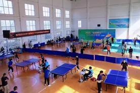 奖金最高10000元！2025年“洛阳球王”乒乓球争霸赛正式启幕图片