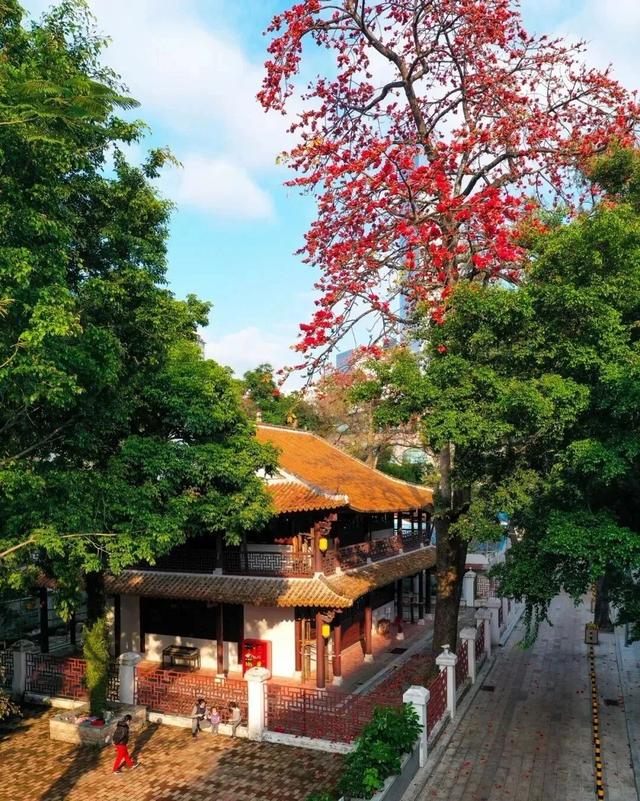 没想到，广州这里藏着“时空隧道”