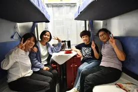 今年首趟京藏号旅游专列北京西站启程，14天游十余景区图片