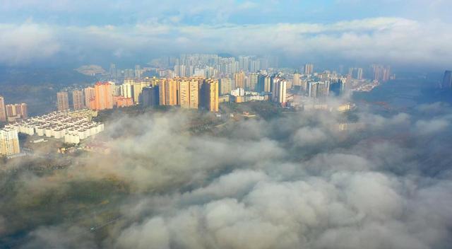 盘州城区：又见云海