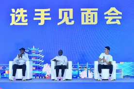“洪荒之力哥”要尽洪荒之力，杨定宏首战武汉马拉松图片