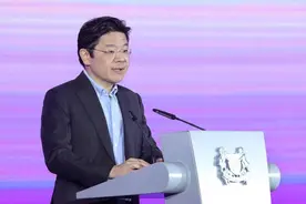新加坡总理黄循财发表首次国庆演说：“新加坡不是西方社会”视频封面