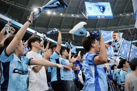 深圳新鹏城4月5日主场迎战河南俱乐部！ @球迷：这份吃喝玩乐攻略快收藏图片