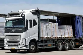 以称100辆援助卡车进入加沙 联合国称物资未发放到民众手中图片