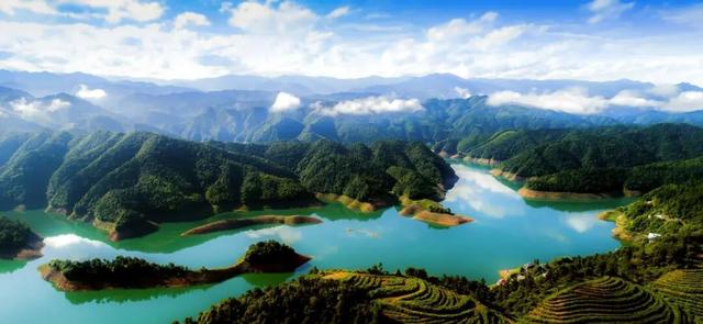 从这里，重新认识南山国家公园！央视《远方的家》山重水复，秘境逢生！