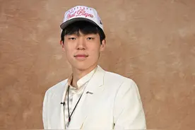 20岁爆冷杀入NBA首轮，杨瀚森靠什么征服开拓者？图片