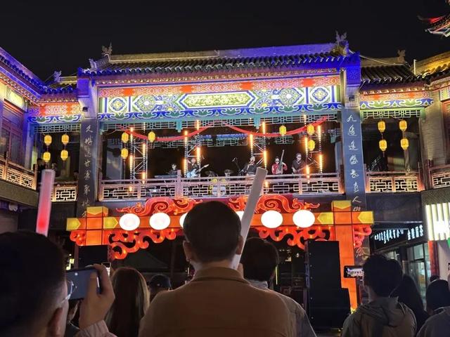 在玉泉区的注意了！“马”住这份潮玩指南，让你的跨年不重样