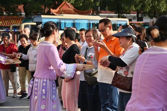 新加坡ASA中欧航旅首批百人团探访酒鬼酒，共促“酒旅融合”国际化