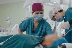 小叶医探｜手术室巡回护士：温暖施护，让手术室不再冰冷图片