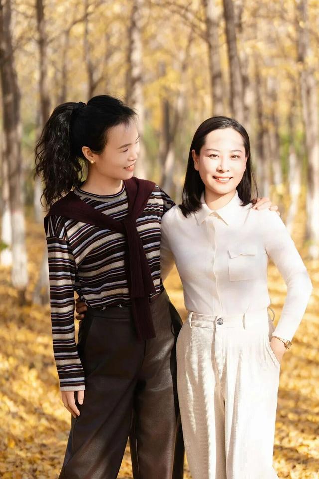 这些“微活瞬间”，是2025年的幸福具象