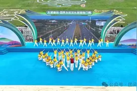 团风县群众性广场舞大赛 持续点燃乡村游激情图片