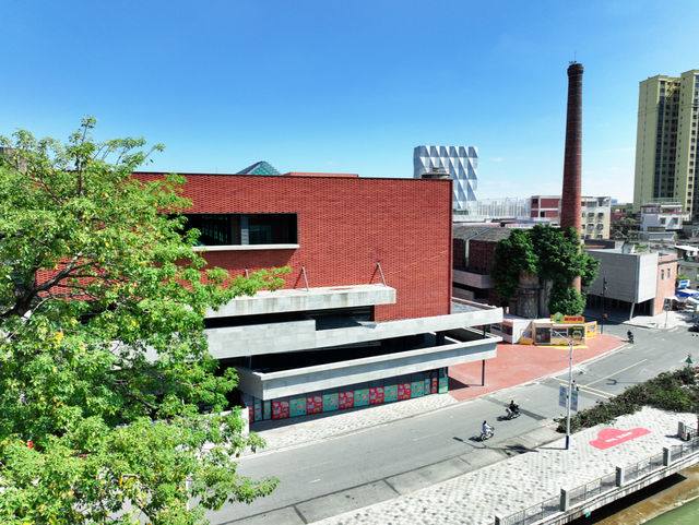 在旧仓库上“造云”！大沥新地标，免费逛→