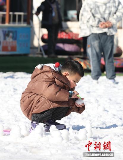 宁夏银川：乐享雪趣度周末