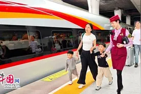 池黄高铁：交通动脉激活皖南发展新动能图片