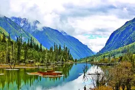 湖光山色图片