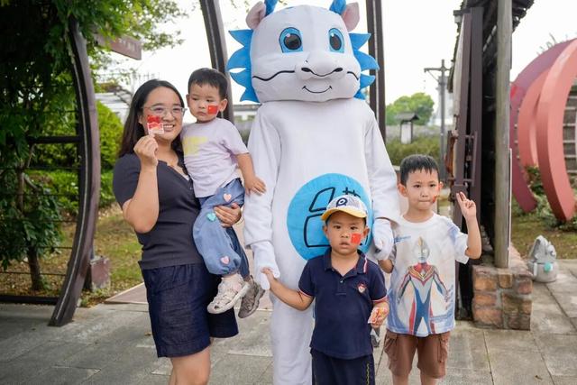 打铁花、烟火瀑布…一天就该这么过！