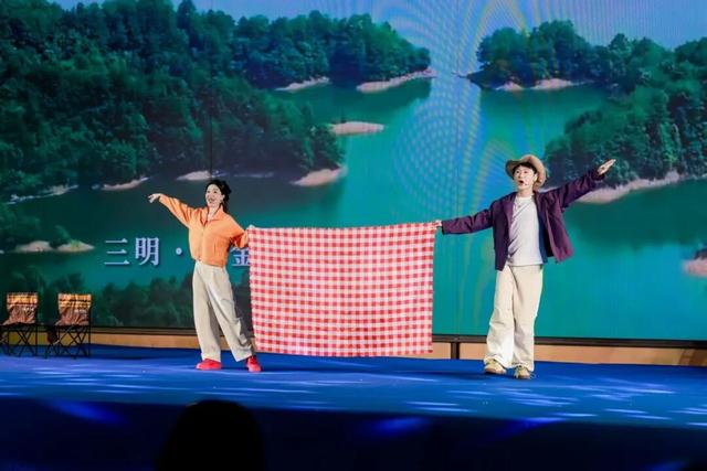 三明畲妹“快闪”亮相延吉，闽西南五市联手与东北“交换冬天”