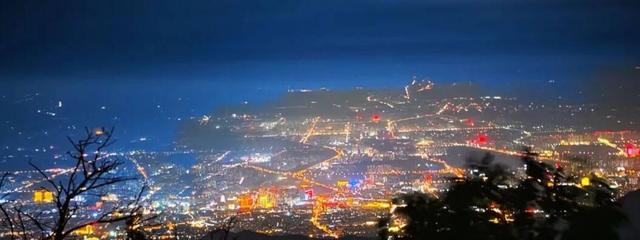 组图｜夜览泰山 别样之美