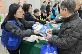 闵行区马桥镇开展禁毒宣传教育活动图片