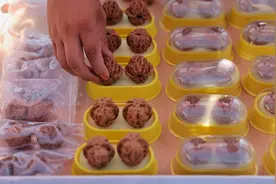 淘山货、品美食 平谷熊儿寨“四座楼”文玩核桃品鉴季开幕图片