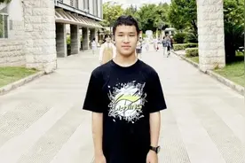 脑瘫男孩考入清华！“希望用计算机探索世界”图片