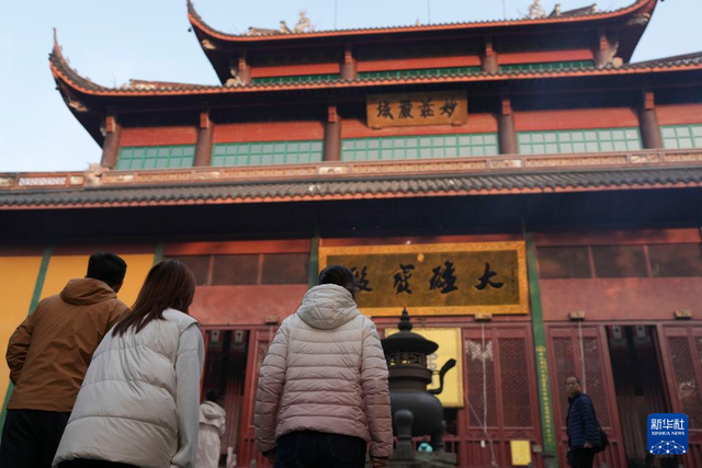 杭州：灵隐飞来峰景区免费开放