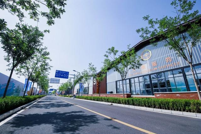 “触摸”千年文明、秒穿电影场景，来打卡服贸会上的科技文旅盛宴