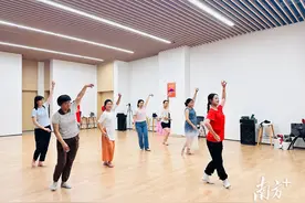 夜校开课、公益支教……广外艺学子赴云浮开展基层服务图片