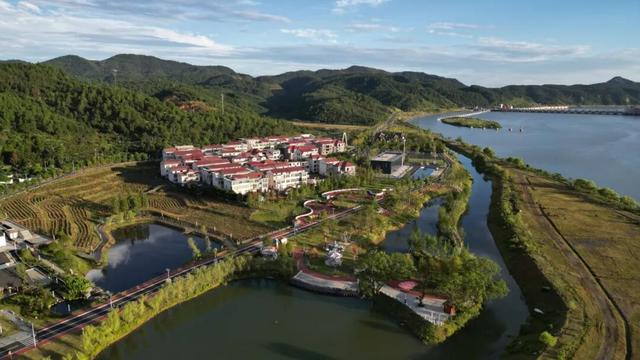 国庆中秋去哪玩？一键解锁峡江四大景区的最全玩法！