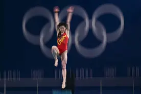 🥇奥运十连冠！跳水“梦之队”，好样的！图片