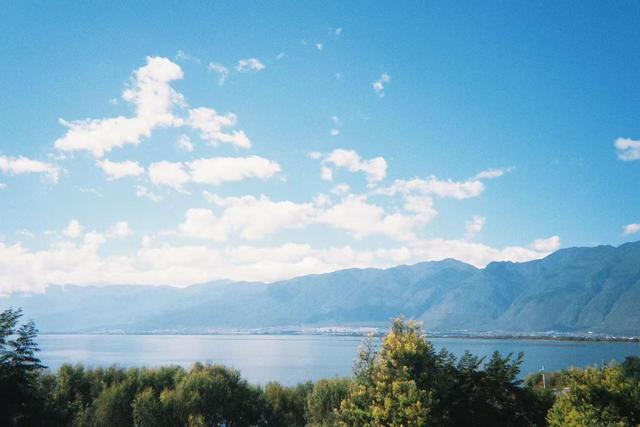 写点生活｜二丫返程夜：母爱在电话端那头守候