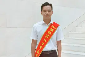 “红烛型”教师｜望城一中齐双辉：手机24小时待机，温暖无限续航图片