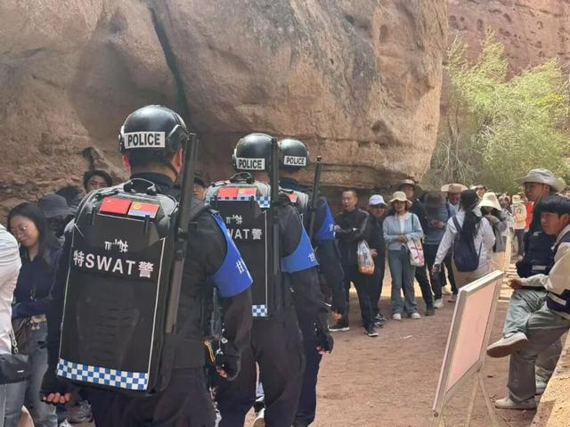 丝路旅游警务 | 甘州公安：以“警”护“景”显担当 “丝路旅游警务”守护甘州国庆游