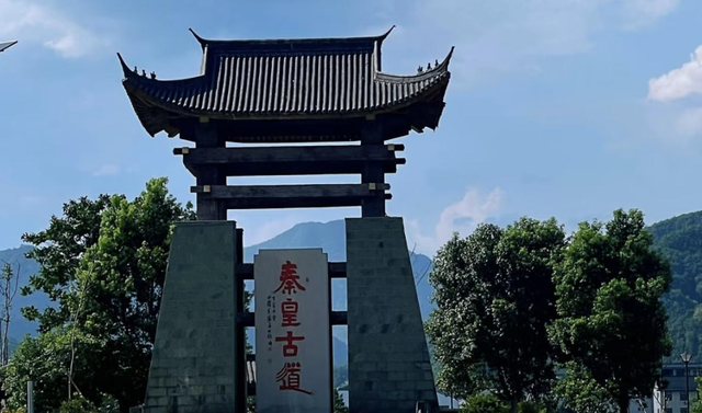 跟着交通去旅行 | 秦皇古道：见山见水，方见马剑，在这里偷得浮生两日闲……