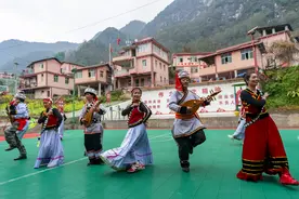 和美家园　幸福花开——云南推动各民族共同迈向现代化图片