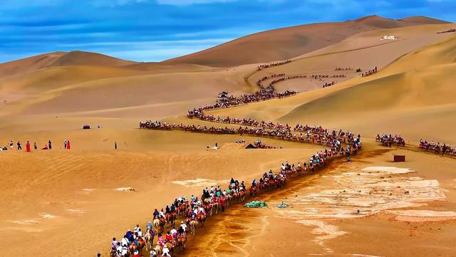 敦煌旅游热度持续上涨 文旅消费市场活力涌流