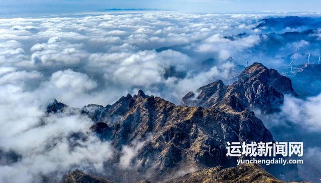 山西的这一处“超级景观”，火到了国外？网友：以为在天上……